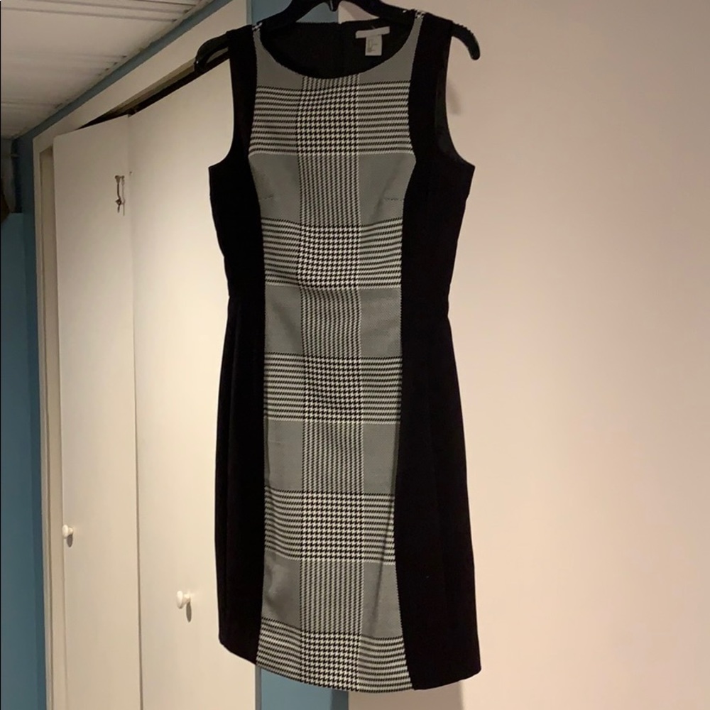 Houndstooth fitted dress!
